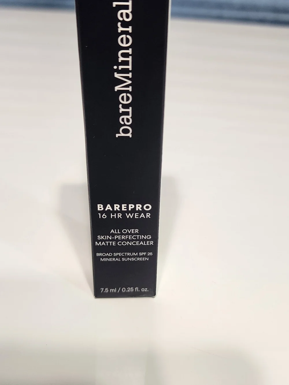 bareMinerals BAREPRO 16HR Wear Matte Concealer - Black Packaging
